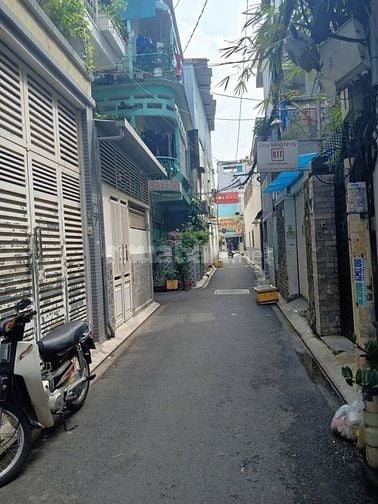 BÁN NHÀ HẺM XE TẢI ĐƯỜNG NGUYỄN KIỆM PN