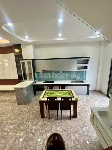 Bán nhà đường 160 Lã Xuân Oai , Tăng Nhơn Phú A , Quận 9