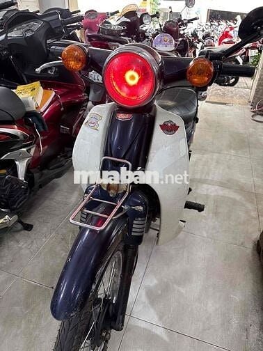 Honda Cub 50cc 2018 Xanh trắng