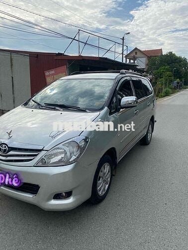 Toyota Innova 2009 - 181818 km