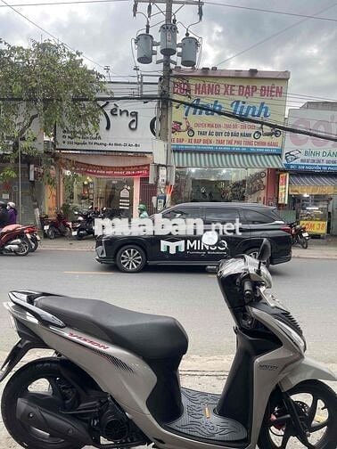 Honda Vision màu Bạc