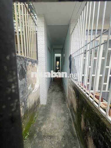 Cho thuê nhà nguyên căn 200m2 kèm 7 dẫy trọ tiện vừa ở vừa kinh doanh