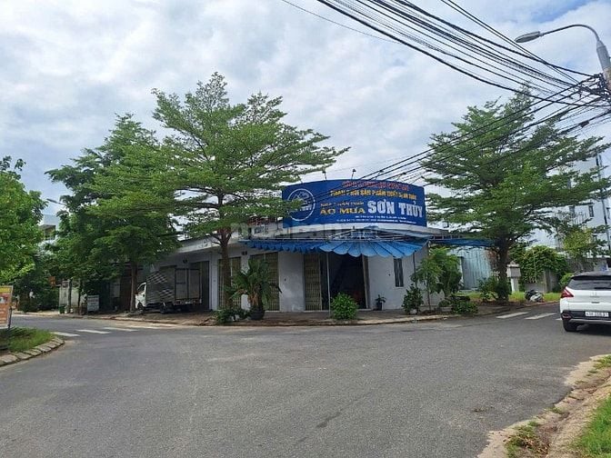 BÁN LÔ GÓC 155M² PHƯỚC LÝ CÓ SẴN NHÀ - VÀO KINH DOANH- NGAY BẾN XE