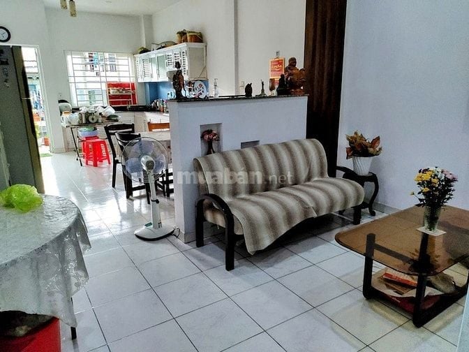 Nhà đẹp trung tâm Bình Thạnh – 4 tầng, 5 phòng ngủ, thu nhập ổn định