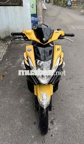 yamaha novo 5 Fi máy êm giá tốt giấy tờ đầy đủ