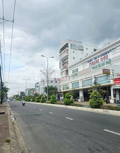 Bán đất mặt tiền đường Ngô Quyền - Tp Cà Mau