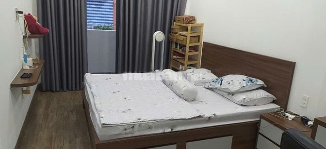 Bán nhà đẹp ngay trung tâm Quận 10 - khu sầm uất