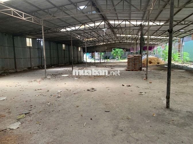 CHO THUÊ XƯỞNG 2.600m² cũ giá rẽ