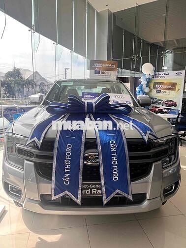 Ford Ranger 2025 XLS AT Bạc khuyến mãi trước bạ