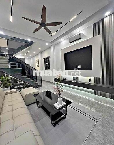 BÁN NHÀ 1 trệt 1 lầu tại Tân Uyên-Bình Dương