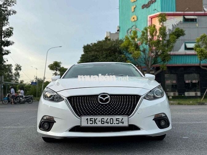 Mazda 3 2016 1.5 AT Sedan - 109000 km