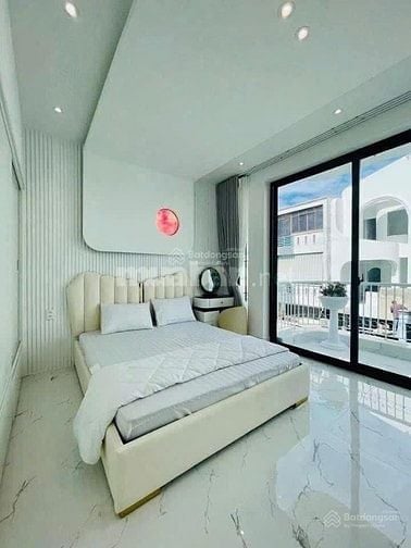 Giảm sâu cho khách thiện chí chính chủ cần bán nhà Võ Thị Sáu, Quận 3.