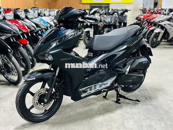 XE MÁYTHANH TÙNG_AIR BLADE 125 ĐEN NHÁM BIỂN 29