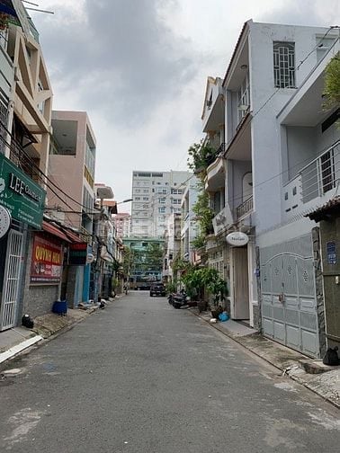 Hiếm! Nhà cấp 4 HXH 195 Nguyễn Văn Thương, 4x16m, giá chỉ 9.8 tỷ