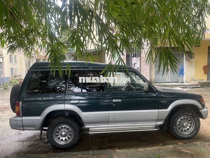 Mitsubishi Pajero 2005 3 - 235 km