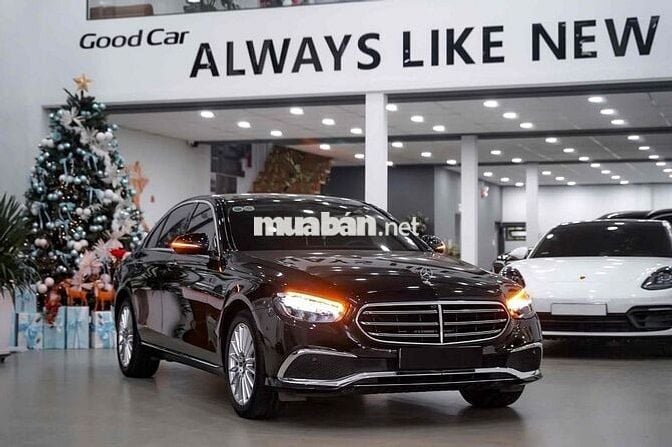 🔺 𝐌𝐄𝐑𝐂𝐄𝐃𝐄𝐒-𝐁𝐄𝐍𝐙 E200 EXCLUSIVE SẢN XUẤT 2021 LƯỚT