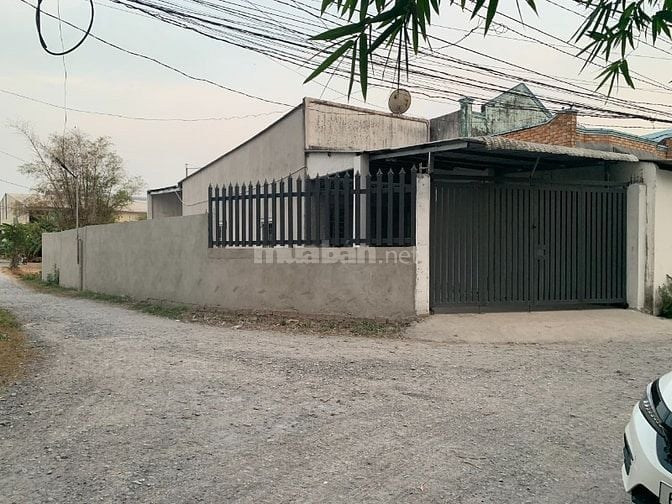 Bán nhà 171m2 đất ở toàn bộ, Đức Hoà Thượng, Đức Hoà, Long An. Căn góc