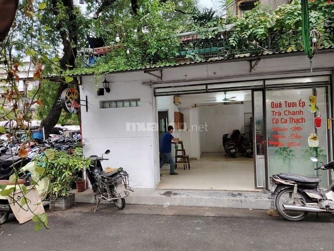 Chính chủ cho thuê nhà đầu hồi C1, khu tập thể Thanh Xuân Bắc, KD tốt