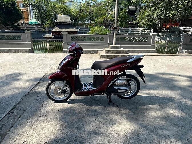 Vision 2022 chính chủ lăn tay Máy zin nilong cả xe