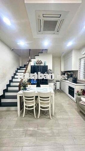🏡 BÁN GẤP NHÀ HOÀNG VĂN THỤ.TÂN BÌNH.HXH.3 TẦNG ĐẸP.GẦN SÂN BAY TÂN SƠ