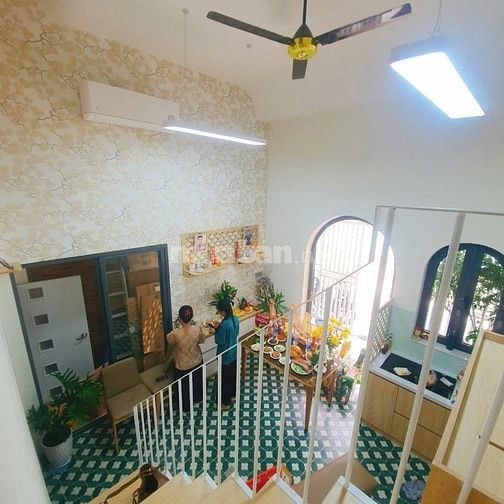 CHUYỂN NHƯỢNG NHÀ ĐẸP - Khu Vực Dân Trí Cao, Thoáng và Không Ngập