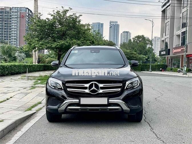 Mercedes Benz GLC250 4MATIC năm 2018 Đen xe 1 chủ