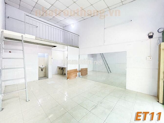 Mặt bằng kiot có chỗ ở lại gần chợ Thạch Đà