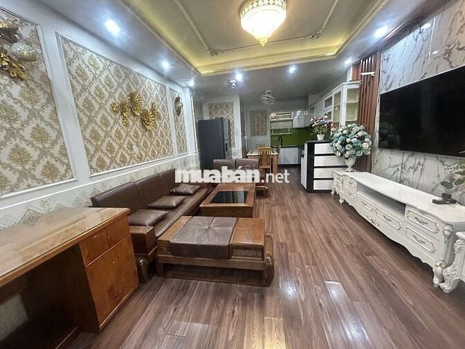 Nhà hẻm xe tải 80m2 tặng NT , mới đẹp , vô ở ngay , Bình Tân ,Nam long