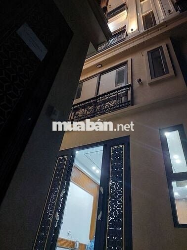 Chính chủ - nhà 7 tầng thang máy, 38m2, 4PN, tại Trịnh Văn Bô - 7.6 tỷ