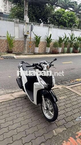 Honda Vision 2019 Trắng đen