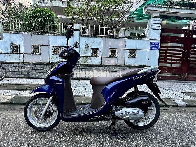 Vision 2016 xe đẹp máy êm ***