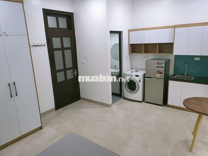 Cho thuê căn hộ ccmn khép kín full nội thất tại số 28 ngõ2 Nguyên Hồng