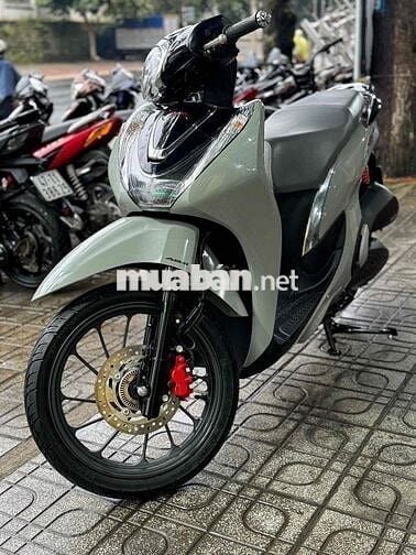 Honda SH Mode 2025 Xám xi măng 700 km