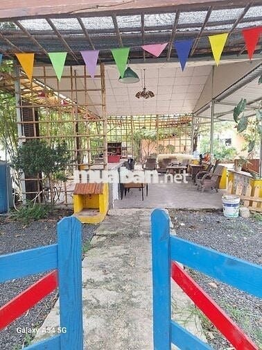 HẺM XH DTSD:300M² BÀN GHẾ ĐĐ DỤNG CỤ ĂN UỐNG VÀO CHỈ BỐ TRÍ NHẸ LÀ OK
