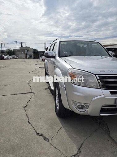 Ford Everest 2012 2.5L 4x2 MT - 160000 km