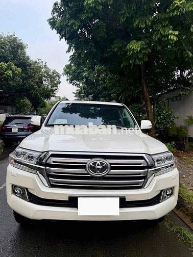 Toyota Land Cruiser 2020 VX Trắng