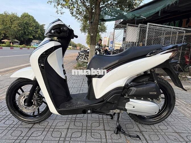 Honda SH 150cc 2015 Trắng Smartkey