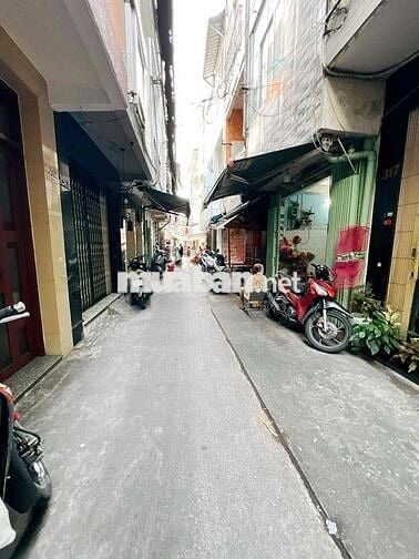 SIÊU PHẨM NHÀ ĐẸP HXH ĐƯỜNG 40, Q4 33.6m2x4mx3 tầng – CHỈ 4,85 TỶ