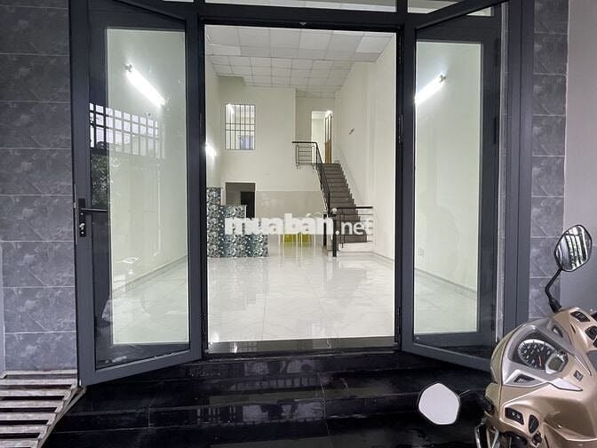 Cho thuê nhà nguyên căn Hiệp Bình . Liền kề Vạn Phúc.