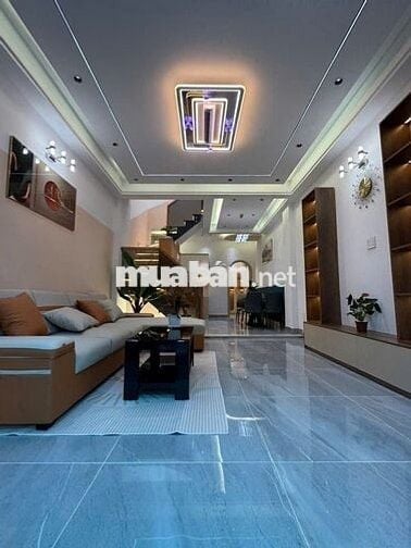 💎 Nhà Giáp Tân Phú, HXH 6M, 3 PN, 3 WC, 2 Tầng BTCT, Giá Chỉ 5.95 Tỷ 💎