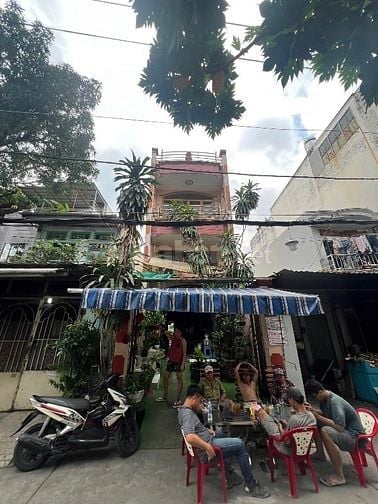 Nhà 1 đời chủ chưa qua đầu tư Hẻm xe hơi Trịnh Đình Trọng