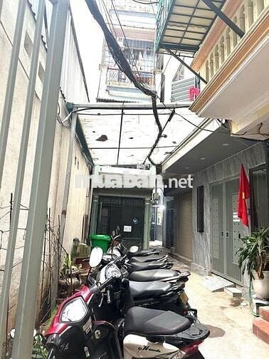 BÁN NHÀ VÕ CHÍ CÔNG –– CÁCH PHỐ CHỈ 15M – NGÕ 4M SIÊU TIỆN KINH DOANH