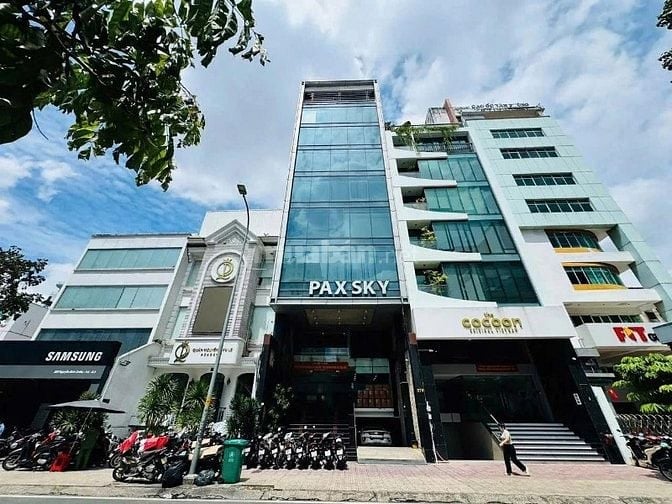 Bán tòa nhà mặt tiền Nguyễn Đình Chiểu, Phường 6, Quận 3