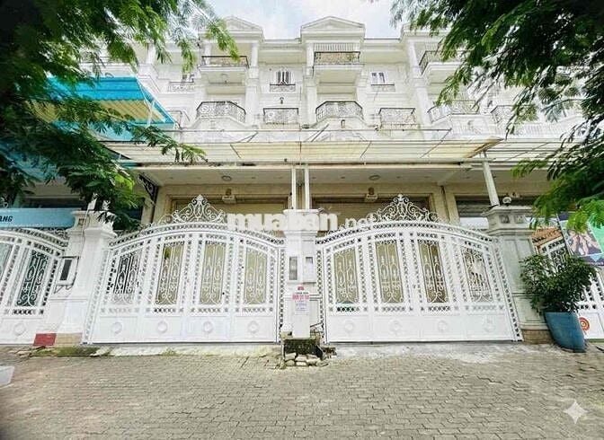 CHO THUÊ NHÀ MẶT TIỀN CITY LAND Q7, TRỆT 3 LẦU 60 TRIỆU