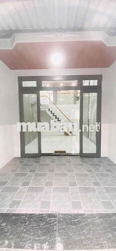 ban nha sổ hông riêng gia re quân 12