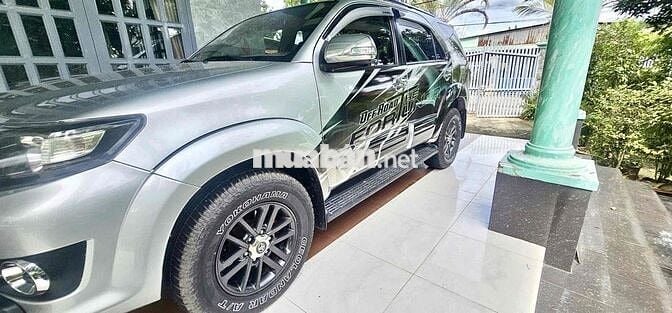 Toyota Fortuner 2015 Xăng Tự động 100000 km Bạc