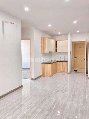 Chung cư Phú Thạnh, Nguyễn Sơn, TP: 95m2, 2p ngủ, 2wc, ban công, 9tr