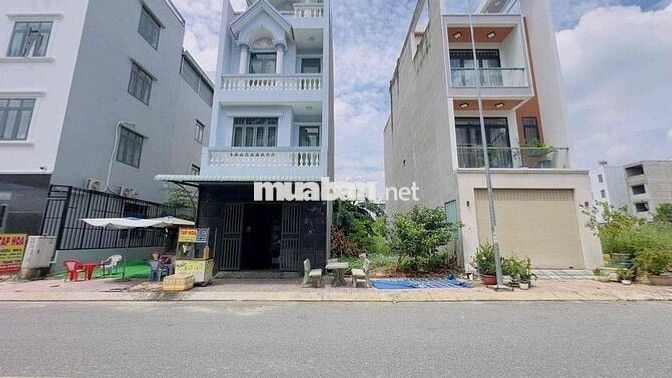 Đất mặt tiền Trục Chính, KDC phú Hồng Thịnh 9, P Bình An, Tp Dĩ An