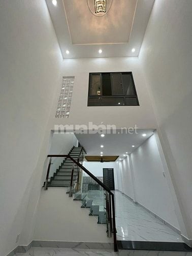 NHÀ MỚI TINH (4X18) HẺM 6M SÁT MẶT TIỀN NGHUYỄN VĂN LUÔNG Q.6