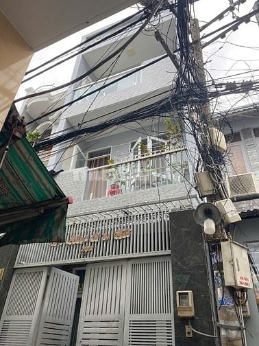 KHU ĐỒNG ĐEN NGAY NGÃ BA GẦN NHÀ THỜ - NHÀ XÂY MỚI 3 TẦNG - 80M2 - 14 